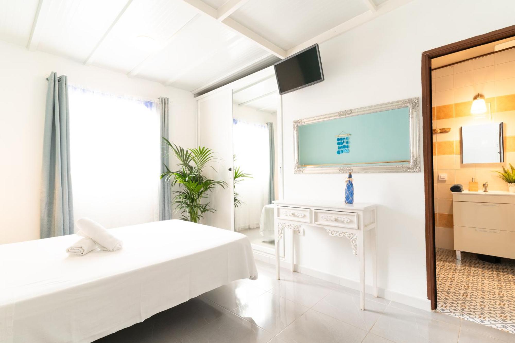 Guest House Villa Neon Tenerife Arona (Tenerife) Exterior foto